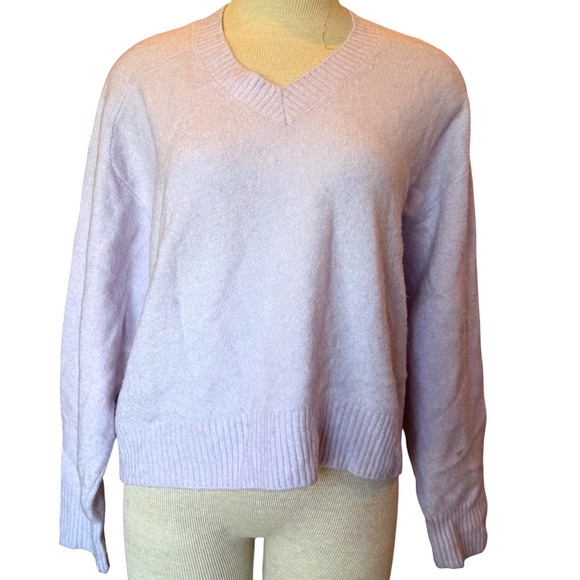MNG Sweaters - MNG By Mango Lilac‎ V Neck Sweater Womens Size Medium Soft Knit Pullover